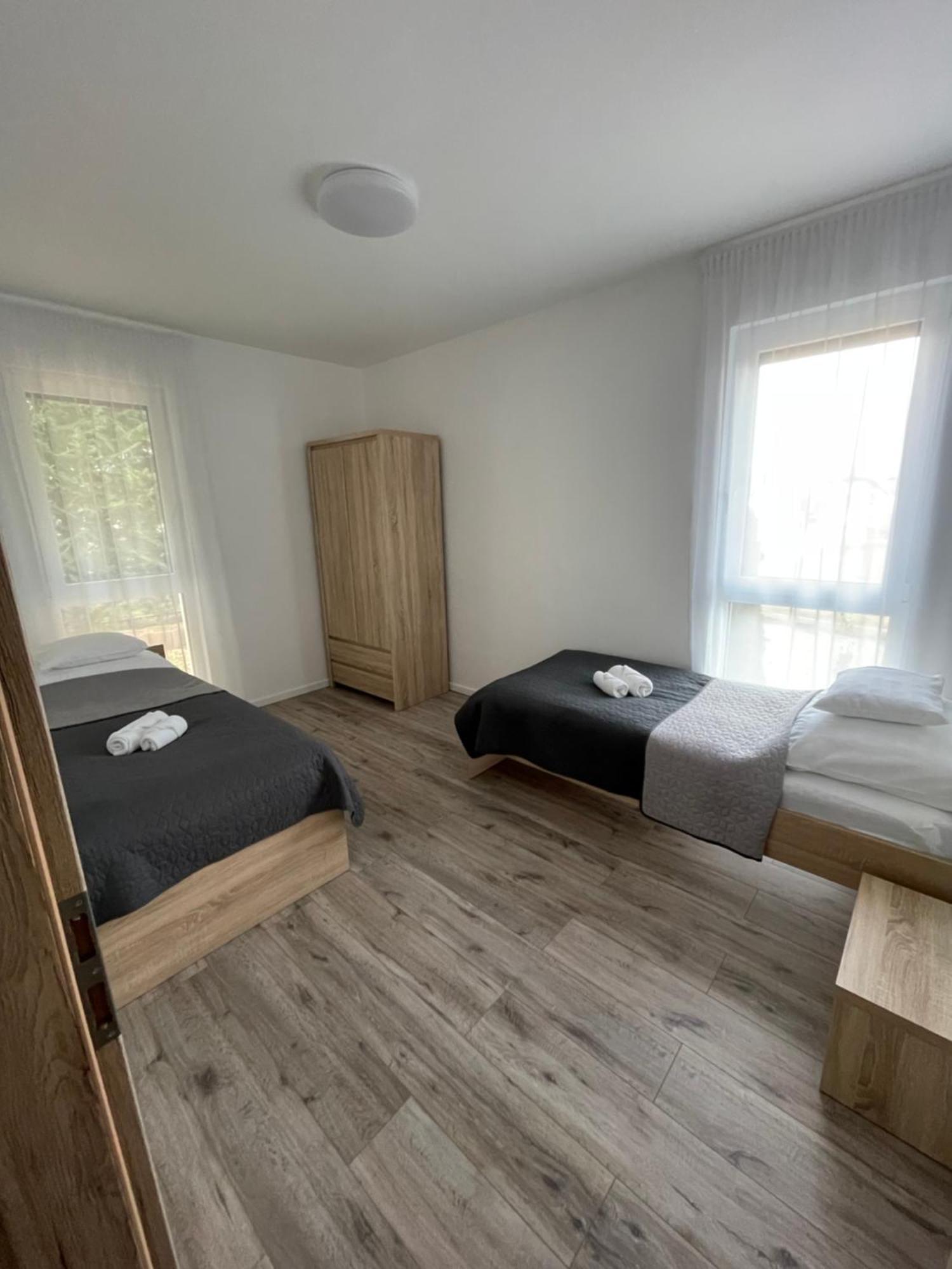 Paskom Apartmanház Nyergesujfalu Exteriér fotografie